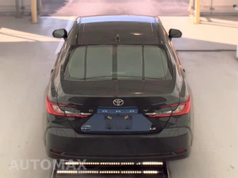 2025 Toyota Camry LE - miniatura 6