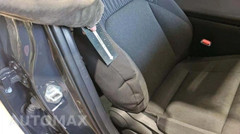 2025 Toyota Camry LE - miniatura 34