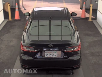 2025 Toyota Camry LE - miniatura 6