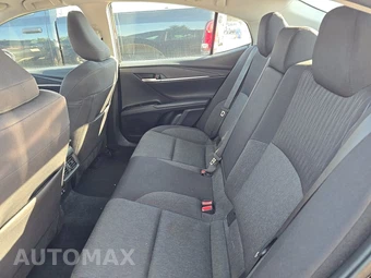 2025 Toyota Camry LE - miniatura 19