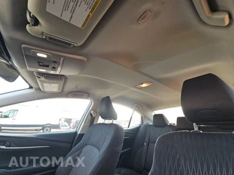 2025 Toyota Camry LE - miniatura 18