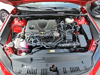 2025 Toyota Camry LE - miniatura 15