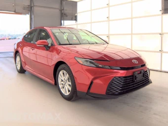 2025 Toyota Camry LE - miniatura 3