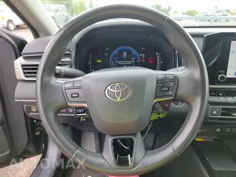 2025 Toyota Camry LE - miniatura 16