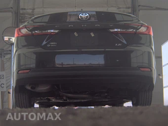 2025 Toyota Camry LE – miniatura 7