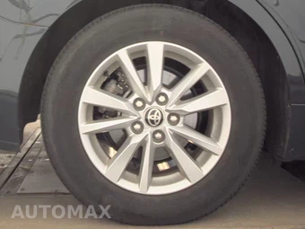 2025 Toyota Camry LE - miniatura 11