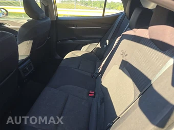 2025 Toyota Camry LE - miniatura 19