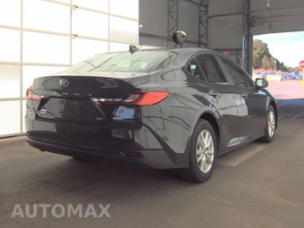 2025 Toyota Camry LE - miniatura 5