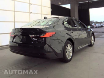 2025 Toyota Camry LE - miniatura 5