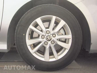 2025 Toyota Camry LE - miniatura 10