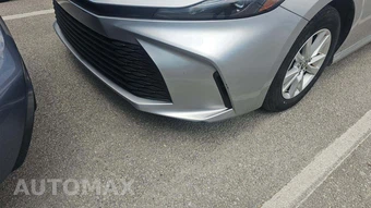 2025 Toyota Camry LE - miniatura 26