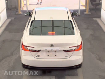 2025 Toyota Camry LE - miniatura 6
