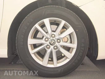 2025 Toyota Camry LE - miniatura 10