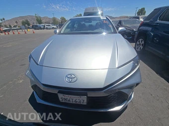 2025 Toyota Camry LE - miniatura 2