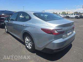 2025 Toyota Camry LE - miniatura 6