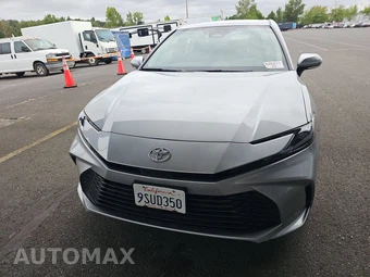 2025 Toyota Camry LE – miniatura 2