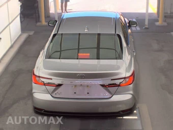 2025 Toyota Camry LE - miniatura 6