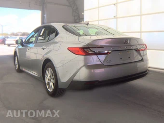 2025 Toyota Camry LE - miniatura 8