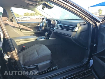 2025 Toyota Camry LE - miniatura 8