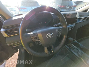 2025 Toyota Camry LE - miniatura 16