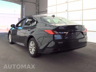 2025 Toyota Camry LE - miniatura 8