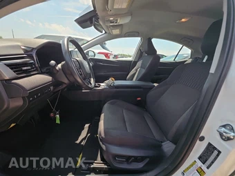 2025 Toyota Camry LE - miniatura 13