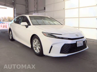 2025 Toyota Camry LE - miniatura 4