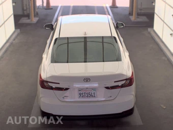 2025 Toyota Camry LE - miniatura 6