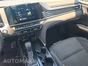 2025 Toyota Camry LE - miniatura 11