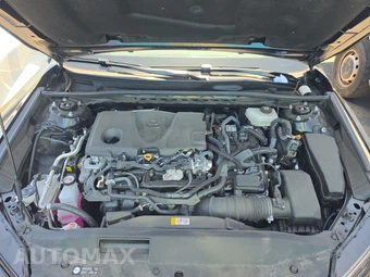 2025 Toyota Camry LE - miniatura 16