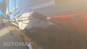 2025 Toyota Camry LE - miniatura 23