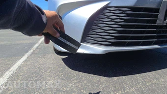 2025 Toyota Camry LE – miniatura 19