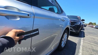 2025 Toyota Camry LE – miniatura 26
