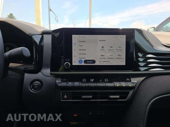 2025 Toyota Camry LE - miniatura 10