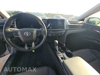 2025 Toyota Camry LE - miniatura 11