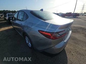 2025 Toyota Camry LE - miniatura 6