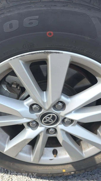 2025 Toyota Camry LE - miniatura 26