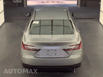 2025 Toyota Camry LE - miniatura 6