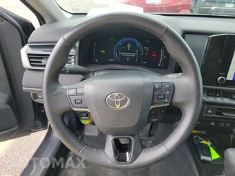 2025 Toyota Camry LE - miniatura 16