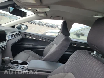 2025 Toyota Camry LE - miniatura 20