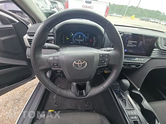 2025 Toyota Camry LE - miniatura 10