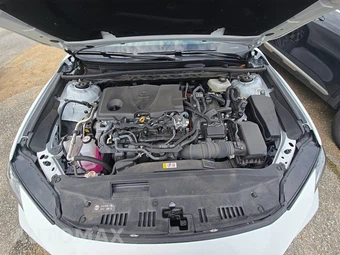 2025 Toyota Camry LE - miniatura 16