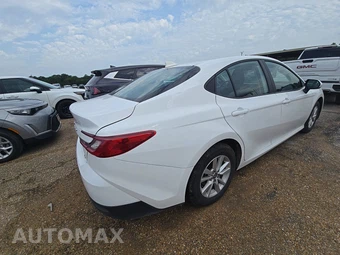 2025 Toyota Camry LE - miniatura 4