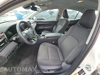 2025 Toyota Camry LE - miniatura 13