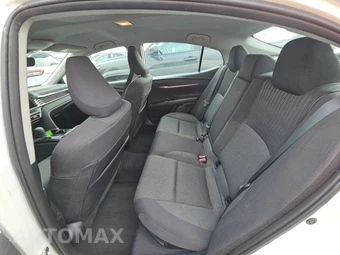 2025 Toyota Camry LE - miniatura 19