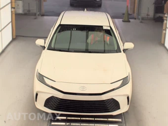 2025 Toyota Camry LE - miniatura 2