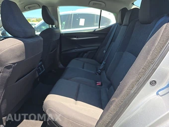 2025 Toyota Camry LE - miniatura 13