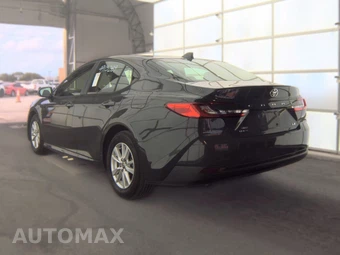 2025 Toyota Camry LE - miniatura 8