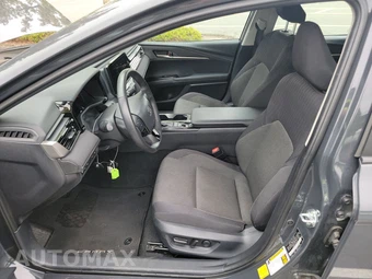 2025 Toyota Camry LE - miniatura 13