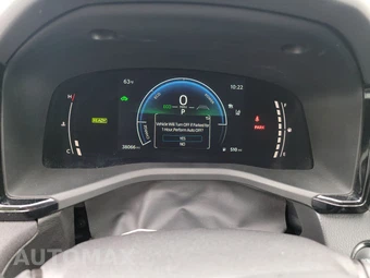2025 Toyota Camry LE - miniatura 18
